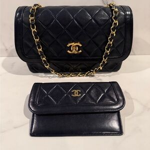 Chanel Crossbody/Shoulder Bag w/Wallet